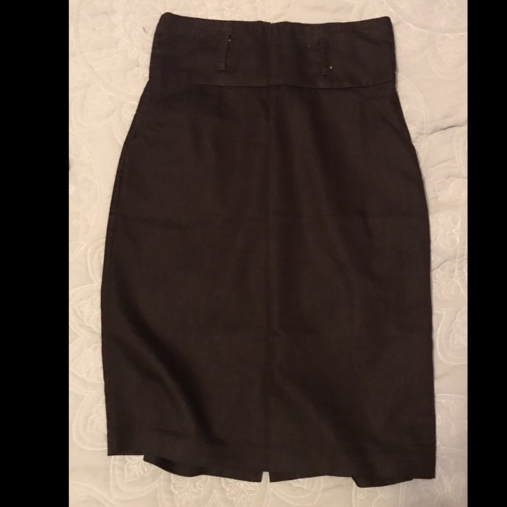 Knee Length Pencil skirt w/pockets